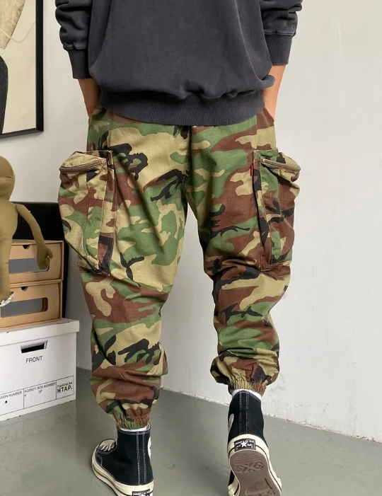 Baggy Camouflage Cargo Pants
