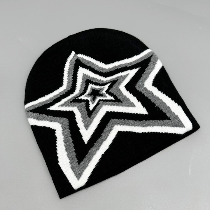 Beanie With Star Schwarz