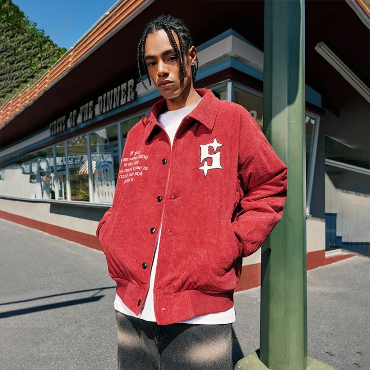 Rote Cordjacke Herren